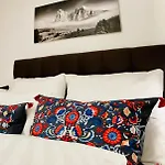 Haus Kulala - Stilvolle Zwischen Bergen & Afrikanischem Flair