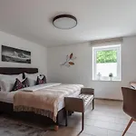 Haus Kulala - Stilvolle Zwischen Bergen & Afrikanischem Flair *
