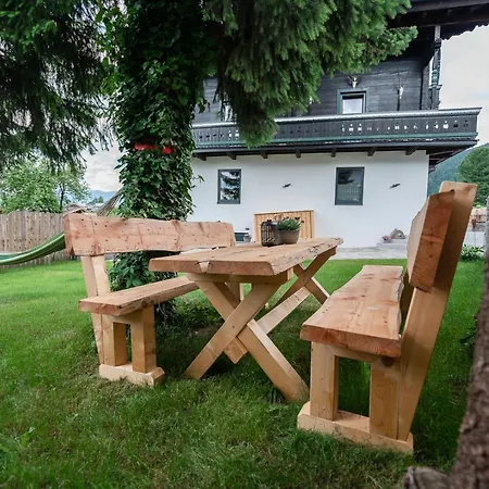 Haus Kulala - Stilvolle Zwischen Bergen & Afrikanischem Flair Kaprun