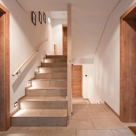 Haus Kulala *