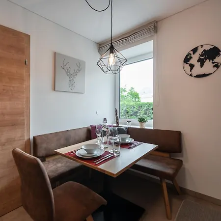 Daire Haus Kulala - Stilvolle Zwischen Bergen & Afrikanischem Flair Kaprun