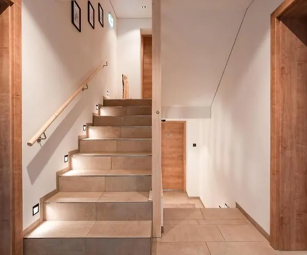 Haus Kulala - Zentrale In *