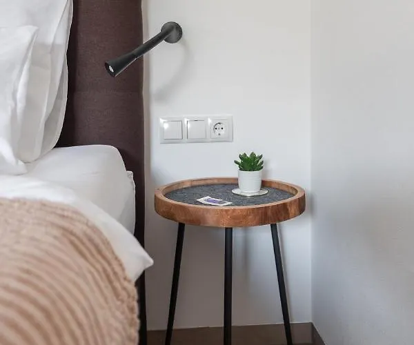 Haus Kulala - Zentrale In * カプルーン