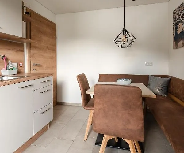 Haus Kulala - Zentrale In * カプルーン